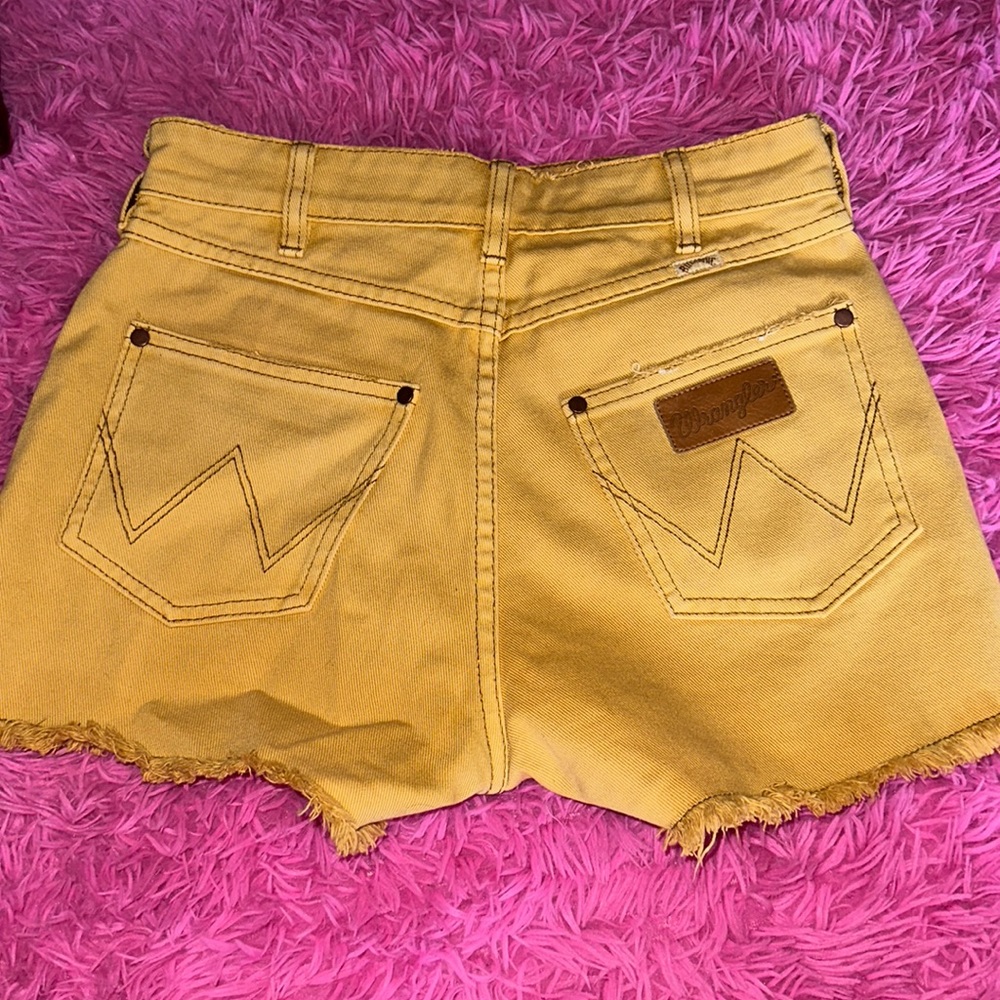 Billabong x Showdown Cutoff Short
